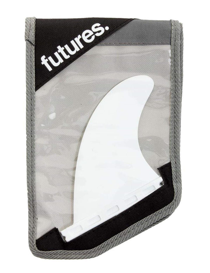 Das FUTURES Quad Rear 2 Fin Set 3.75 Sym Thermotech von futures wird in einem durchsichtigen Beutel mit grauen Stoffkanten gezeigt, der die Futures Truss Base und eine schwarze Ecke mit dem Stempel &