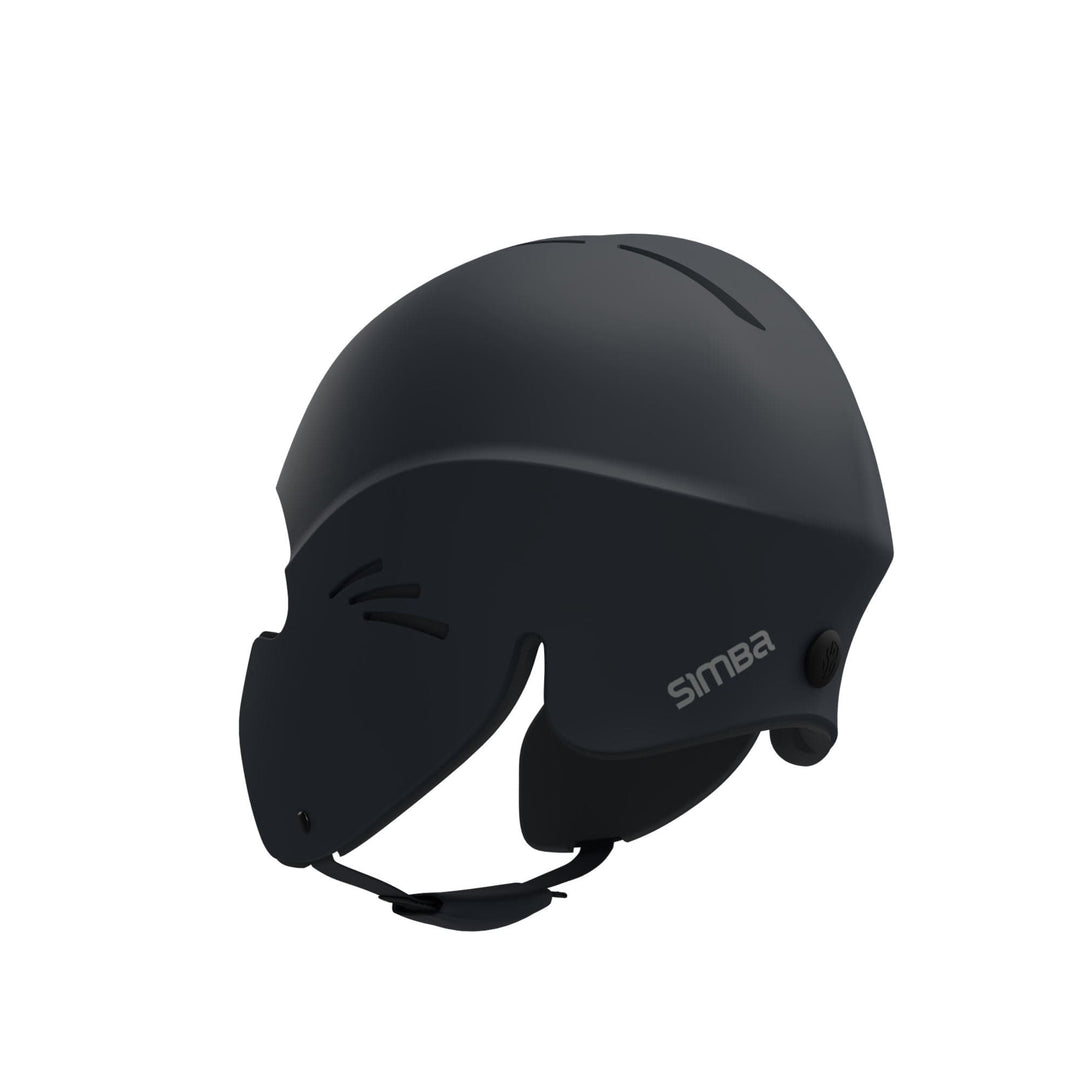 Der SIMBA Surf Wassersport Helm Sentinel von Simba Surf ist mattschwarz mit Aufprallschutz, angesetztem Gesichtsschutz, verstellbarem Kinnriemen, oberen Lüftungsschlitzen und seitlich aufgedrucktem "SIMBA" auf weißem Grund.