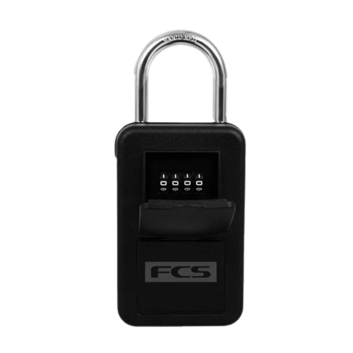 Ein schwarzes FCS-Schlüsselschloss Groß/Large von FCS mit Metallbügel, Zifferntastatur und Schutzhülle - ideal für die sichere Aufbewahrung von Autoschlüsseln. Vor einem schlichten weißen Hintergrund.