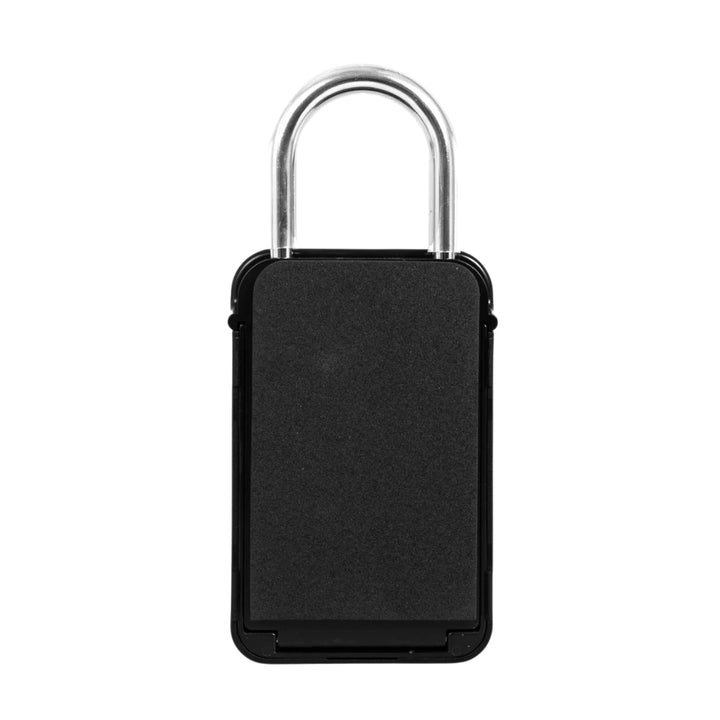 Das FCS - Keylock Groß/Large ist ein schwarzes rechteckiges Vorhängeschloss mit einem silbernen U-förmigen Bügel, ideal für die sichere Aufbewahrung von Autoschlüsseln als Schlüsselsafe Surfer. Abgebildet auf weißem Hintergrund. Marke: FCS.