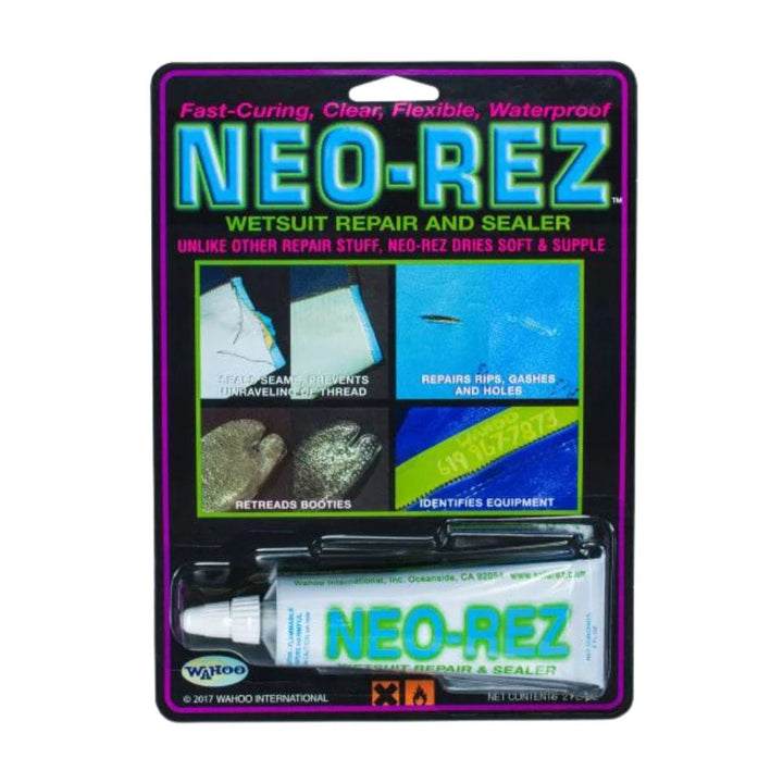Eine 56ml-Tube Solarez - Neo Rez von Solarez. Laut Verpackung repariert es Risse im Neoprenanzug, dichtet Nähte ab, fädelt Booties neu ein und dient als zuverlässiger Neoprenkleber. Die Bilder zeigen das Produkt in Aktion.
