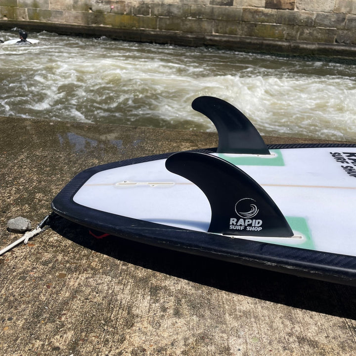Surfboard Finnen - Twin Set M FCSI mit Logo