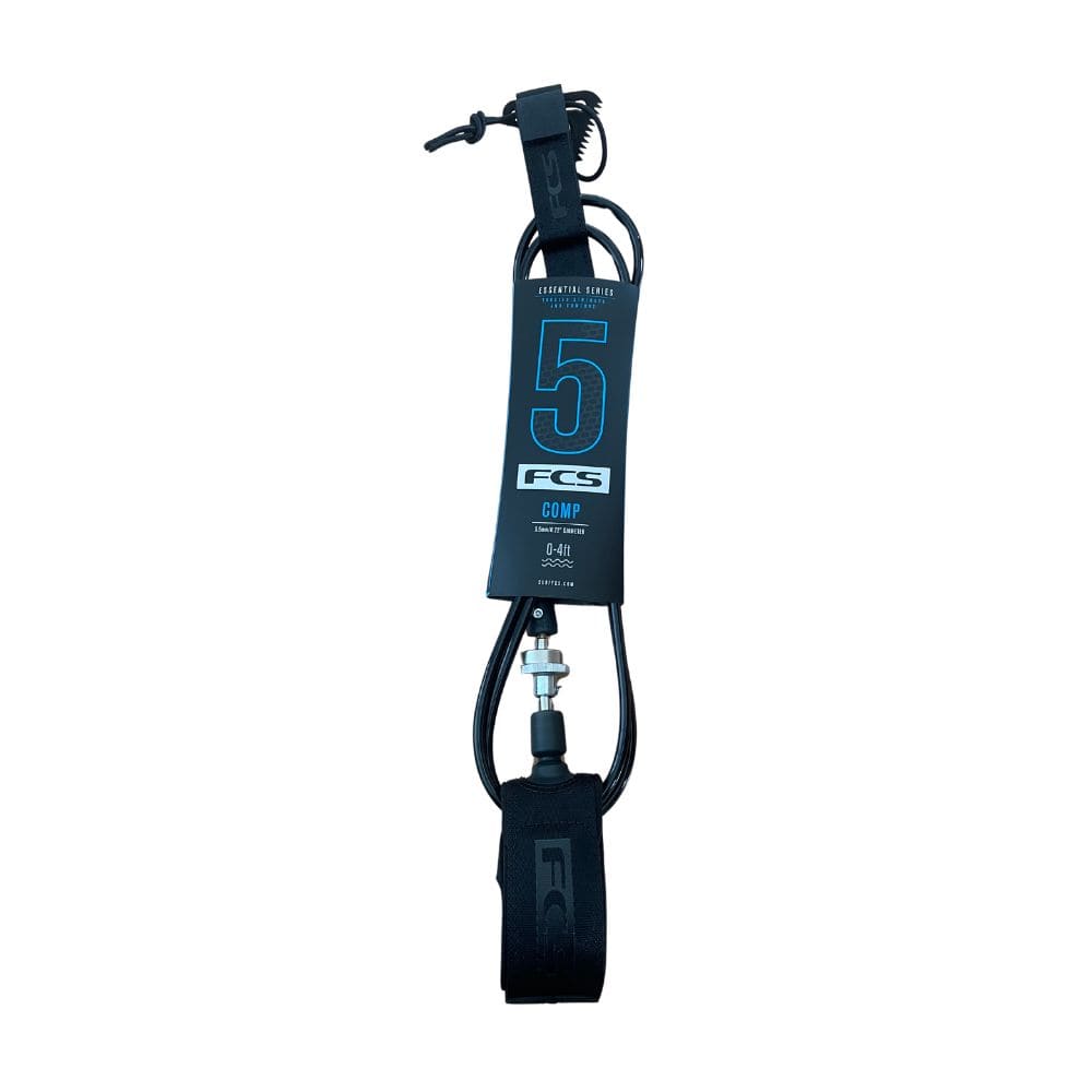 Die schwarze Rapid Surf Shop Surfboard Leash mit Magnetverschluss (für die Leinewelle) v2.1 ist mit einem beschrifteten Anhänger versehen und verfügt über einen Knöchelriemen, einen Drehmechanismus und einen Magnetverschluss zur sicheren Befestigung.